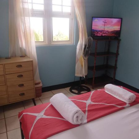 Danglez Bed & Breakfast Bataka Kültér fotó