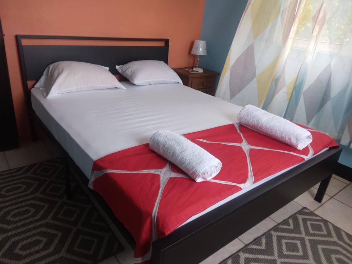 Danglez Bed & Breakfast Bataka Kültér fotó